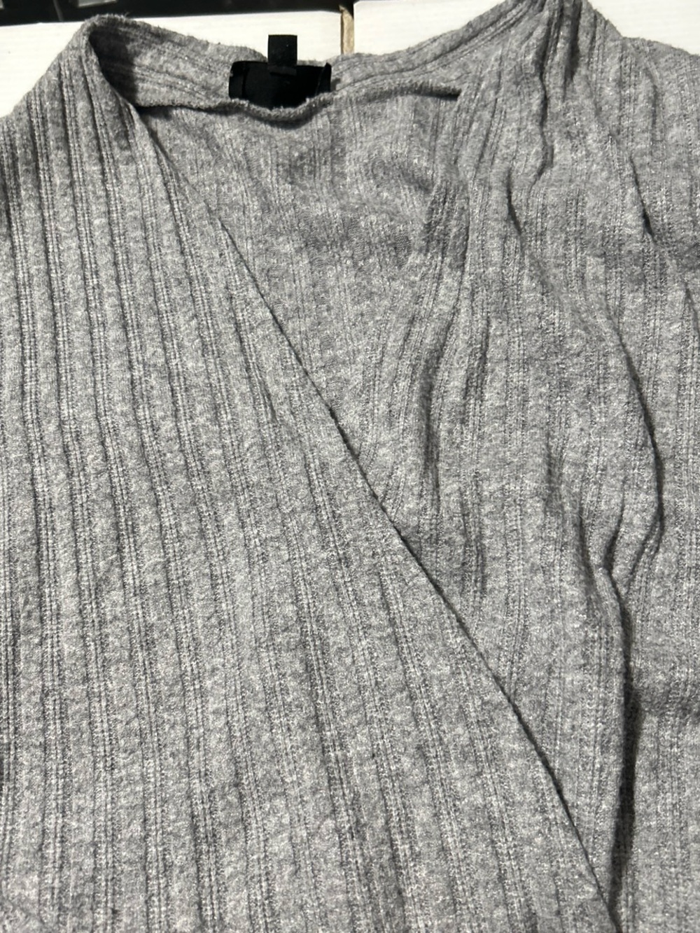 Lightweight Gray Open-Front Ribbed Women's Cardigan - Picture 3 of 5